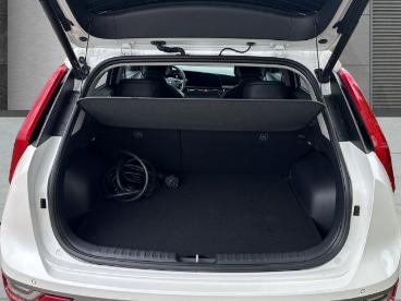 SPOTICAR Kia Niro E-inspiration 64kw Technologie-paket Hud Navi Digi Gebraucht - Suv Elektro Weiß - Hoppegarten - 1201281304_5