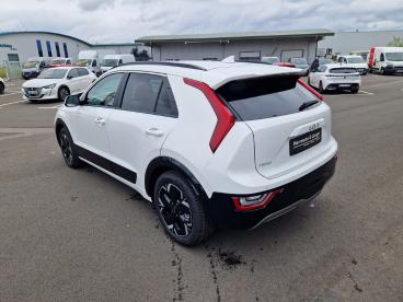 SPOTICAR Kia Niro Led Gebraucht - Suv Elektro Weiß - Potsdam - 1201354883_3