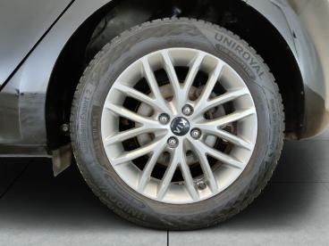 SPOTICAR Kia Rio 1.2 Dream Team Carplay Klimaautom Shz Lenkradhzg R Gebraucht - Kleinwagen Benzin Schwarz - Braunschweig - 1201185130_4