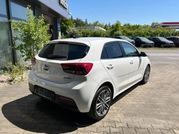 SPOTICAR Kia Rio Spirit 120 Ps/led/kamera/navi/assistenzsysteme Gebraucht - Kleinwagen Benzin  - Gräfenhainichen - 1201194627_5
