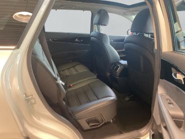 SPOTICAR Kia Sorento Platinum Edition 4wd Hud El. Panodach Navi Soundsy Gebraucht - Suv Diesel Weiß - Aurich - 1201280001_5