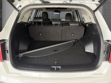 SPOTICAR Kia Sorento Spirit Allrad/navi/leder/automatik Gebraucht - Suv Diesel Weiß - Goslar - 1201347225_5