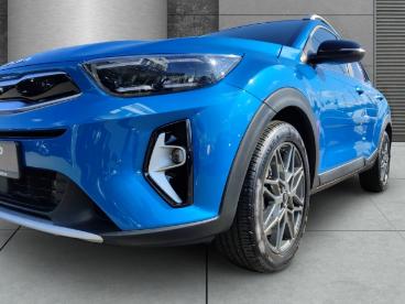 SPOTICAR Kia Stonic Nightline Edition Ruckfahrkam. Lenkradhzg Navi Led Gebraucht - Suv Benzin Blau - Berlin - 1201186779_4