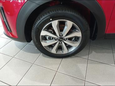 SPOTICAR Kia Stonic Vision Led-paket Klimaautom Pdc Shz Ruckfahrkam. N Gebraucht - Suv Benzin Rot - Reinbek - 1201190611_3