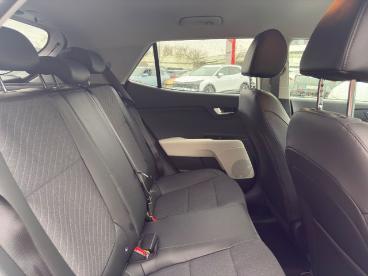 SPOTICAR Kia Stonic 1.0 T-gdi Opf Mild Hybrid Dct7 Gt-line Gebraucht - Suv Benzin Weiß - Radolfzell - 1201285627_4