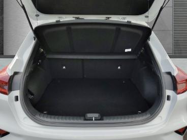 SPOTICAR Kia Xceed Xcee´d Vision 1.0 Komfort-paket Navi Digitales Coc Gebraucht - Limousine Benzin Weiß - Husum - 1201268674_5