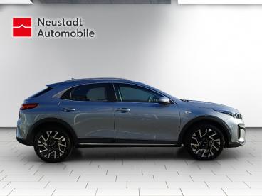 SPOTICAR Kia Xceed Vision 1,5 Turbo Led Navi Kamera Sitzheiz Gebraucht - Limousine Benzin Silber - Elsterwerda - 1201318555_5