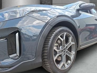 SPOTICAR Kia Xceed Xcee´d Spirit Kamera Sitz+lenkradheiz 18.000km Abs Gebraucht - Limousine Benzin Grau - Berlin - 1201319097_4