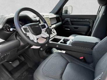 SPOTICAR Land Rover Defender 110 D250 Ht X-dynamic Se *2,99%* Gebraucht - Geländewagen Diesel Grau - Regensburg - 1201282220_3