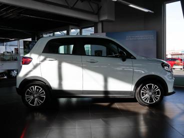 SPOTICAR Leapmotor T03 95 Elektro Acc+klimaautomatik+alu+ruckfahrk. Gebraucht - Kleinwagen Elektro Blau - Eschwege - 1201106659_2