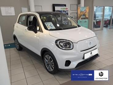 SPOTICAR Leapmotor T03 Design 95 Automatik *navi*kamera Gebraucht - Kleinwagen Elektro Weiß - Frankfurt - 1201312887_3
