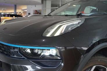 SPOTICAR Lynk Co 01 1.5t Hev Hybrid Navi/led/sport/virt./pano/dab Gebraucht - Geländewagen Hybrid Schwarz - Schöningen - 1201328621_4