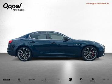 SPOTICAR Maserati Ghibli Modena Q4 My23 Carbon-pack * Fuoriserie Gebraucht - Limousine Benzin  - Ansbach - 1201217242_5