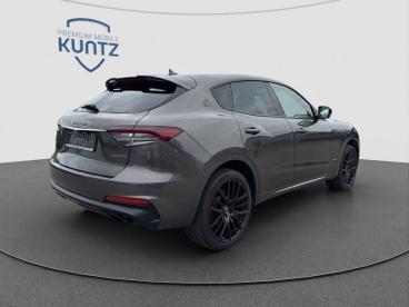 SPOTICAR Maserati Levante 430hp S Gransport Acc+pano Gebraucht - Geländewagen Benzin  - Gettorf - 1201143181_5