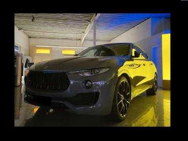 SPOTICAR Maserati Levante 3.0 Turbo V6 Premium Lackierung Sound Gebraucht - Geländewagen Diesel Grau - Luckau - 1201229868_2