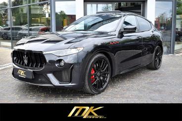 SPOTICAR Maserati Levante Trofeo 3.8 V8 21zoll*pano*led*carbon*top Gebraucht - Geländewagen Benzin Schwarz - Braunschweig - 1201272125_3