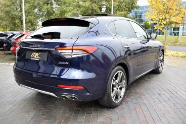 SPOTICAR Maserati Levante Gran Lusso*pano*luft*h&k-sound*ahk*traum Gebraucht - Geländewagen Diesel Blau - Braunschweig - 1201272136_5