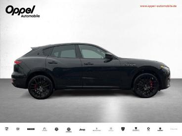 SPOTICAR Maserati Levante Modena Ultima My24 Panoramadach+360°-kam Gebraucht - Geländewagen Benzin Schwarz - Ansbach - 1201275048_5