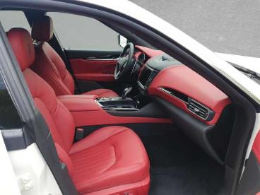 SPOTICAR Maserati Levante Gt Hybrid - Maserati Regensburg Gebraucht - Geländewagen Benzin Weiß - Regensburg - 1201281478_3