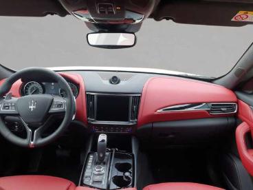 SPOTICAR Maserati Levante Gt Hybrid - Maserati Regensburg Gebraucht - Geländewagen Benzin Weiß - Regensburg - 1201281478_4