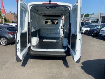 SPOTICAR Maxus Edeliver 9 Deliver9 Kw 2.0 L3h2 Fwd Luxury Led Carplay Dab Gebraucht -  Diesel Weiß - Münster - 1201344514_5