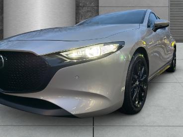 SPOTICAR Mazda 3  Gebraucht - Limousine Benzin  - Hamburg - 1201226574_4