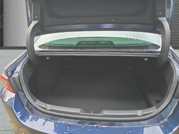 SPOTICAR Mazda 3 Takumi Fastback 140ps Auto Leder 360 Kamera Pdc Sh Gebraucht - Limousine Benzin Blau - Hamburg - 1201268499_5
