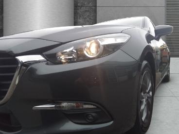 SPOTICAR Mazda 3 2.0 120ps Hatchback Mehrzonenklima Keyless Notbrem Gebraucht - Limousine Benzin Grau - Bad Schwartau - 1201285446_4