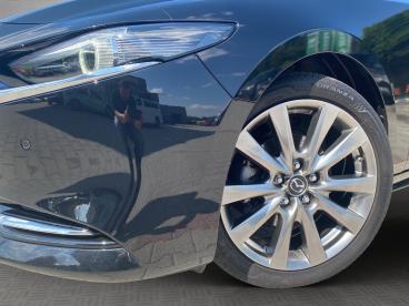SPOTICAR Mazda 3 3 2.0 Skyactive-e, Hybrid Selection Gebraucht - Limousine Benzin Schwarz - Bretnig - 1201316598_2