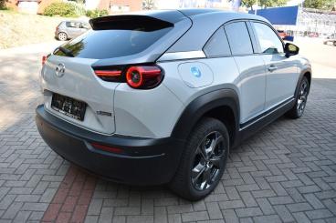 SPOTICAR Mazda Mx 30 Mx-30 E-skyactiv Gebraucht - Geländewagen Elektro Weiß - Papenburg - 1200967587_5