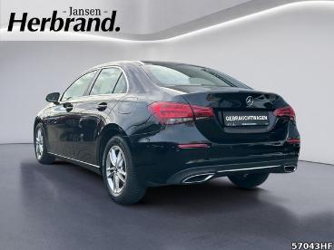 SPOTICAR Mercedes A-klasse Classe A +pdc+bluetooth+keyless+carplay Gebraucht - Limousine Benzin  - Neuss - 1201215315_4