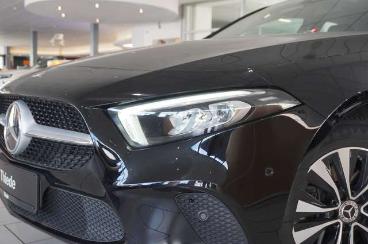 SPOTICAR Mercedes A-klasse Classe A D Advanced 8g-dct Navi/led/kamera/virt/dab+ Gebraucht - Limousine Diesel Schwarz - Schöningen - 1201312358_4