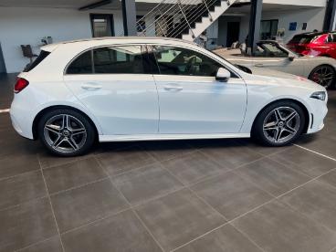 SPOTICAR Mercedes A-klasse Classe A Amg Line + Navi + Kamera + Sitzheizung + Gebraucht - Limousine Benzin Weiß - Meckenheim - 1201329044_4