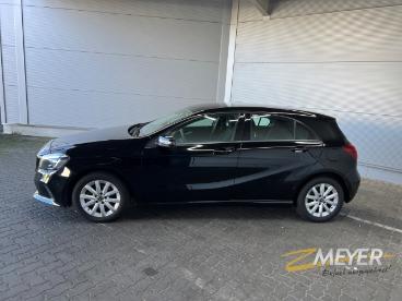 SPOTICAR Mercedes A-klasse Classe A D Shz Tempomat Led Navi Keyless Start Pdc Vo.u.hi. Gebraucht - Limousine Diesel Schwarz - Osterholz-scharmbeck - 1201355426_5