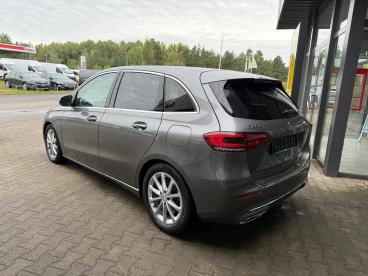 SPOTICAR Mercedes B-klasse Classe B 2.0 Automatik Navi Pdc Kamera Shz Dab B 250 (247.0 Gebraucht - Familienauto Benzin  - Gräfenhainichen - 1201183659_3