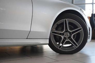 SPOTICAR Mercedes C-klasse Classe C D Lim. Amg Line Navi/led/kamera/sport/ahk Gebraucht - Coupé-cabrio Diesel Silber - Schöningen - 1201217981_5