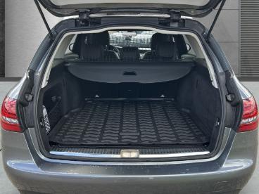 SPOTICAR Mercedes C-klasse Classe C D T Avantgarde Led Navi Kamera Soundsystem El. Hec Gebraucht - Coupé-cabrio Diesel Grau - Parchim - 1201287077_5