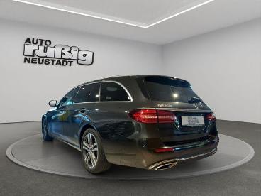 SPOTICAR Mercedes E-klasse Classe E Avantgarde *multibeam*burmester*ahk*pano* Gebraucht - Limousine Diesel  - Neustadt In Sachsen - 1201349895_3