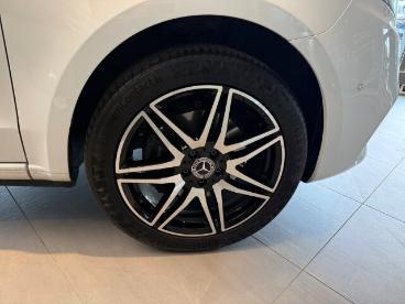 SPOTICAR Mercedes Marco Polo 300 D 4matic *navigation+360° Kamera* Amg Line Gebraucht - Mini-van Diesel Weiß - Ansbach - 1201323314_4