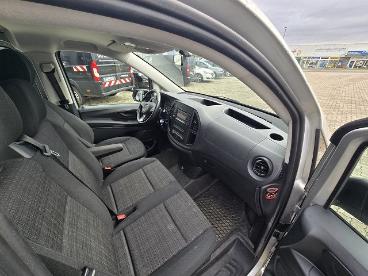 SPOTICAR Mercedes Vito Shz Kamera Navi Ahk Gebraucht -  Diesel Silber - Halberstadt - 1201298677_4