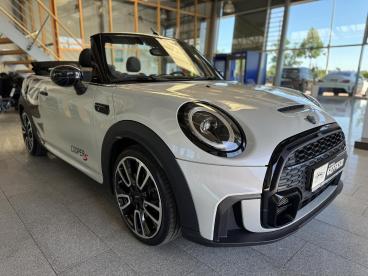 SPOTICAR Mini Cooper Cabrio, Jcw Trim, Always Open Timer! Gebraucht - Kleinwagen Benzin  - Lilienthal - 1201146249_4