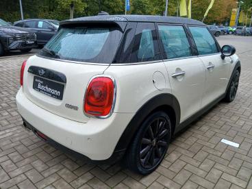 SPOTICAR Mini Cooper 1.5 +pdc+sitzheizung+led+8-fach+ Gebraucht - Kleinwagen Benzin Weiß - Espelkamp - 1201187169_4