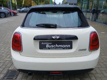 SPOTICAR Mini Cooper 1.5 +pdc+sitzheizung+led+8-fach+ Gebraucht - Kleinwagen Benzin Weiß - Espelkamp - 1201187169_5