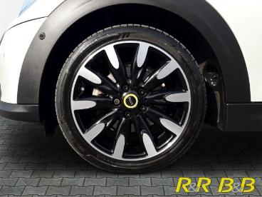 SPOTICAR Mini Cooper Yours Navi+dab+bt+klima+shz+lhz+alarm+pdc+led Gebraucht - Kleinwagen Elektro Silber - Soest - 1201247219_5