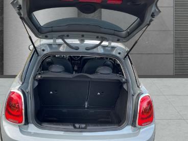 SPOTICAR Mini One Keyless,pdc,regensensor, Freisprecheinrichtung All Gebraucht - Kleinwagen Benzin  - Schwerin - 1201213913_5