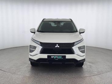 SPOTICAR Mitsubishi Eclipse Cross Basis Hybrid 2.4*rfk*shz*4wd*uvm Basis Hybrid 4wd Gebraucht - Suv Plug-in Hybrid Weiß - Uslar - 1201315964_3