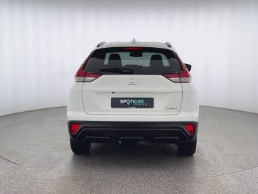 SPOTICAR Mitsubishi Eclipse Cross Basis Hybrid 2.4*rfk*shz*4wd*uvm Basis Hybrid 4wd Gebraucht - Suv Plug-in Hybrid Weiß - Uslar - 1201315964_5