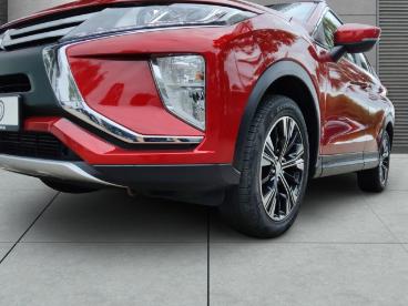SPOTICAR Mitsubishi Eclipse Cross 1.5 T-mivec Diamant Edition 2wd Gebraucht - Suv Benzin Rot - Norderstedt - 1201337357_4