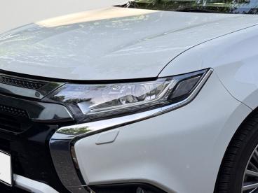 SPOTICAR Mitsubishi Outlander Hybrid 2.4 4wd Cvt Carplay*kessy*cam Basis Gebraucht - Suv Hybrid Weiß - Berlin - 1201302574_5