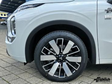 SPOTICAR Mitsubishi Outlander 2.4 4wd Plug-in Hybrid Top Gebraucht - Suv Plug-in Hybrid Weiß - Nürnberg - 1201314400_3